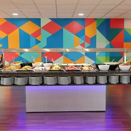 O7 Tenerife Hotel