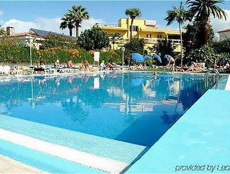 O7 Tenerife Hotel