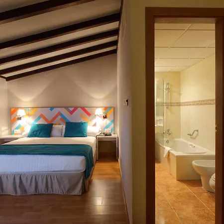 Hotel O7 Tenerife 4*