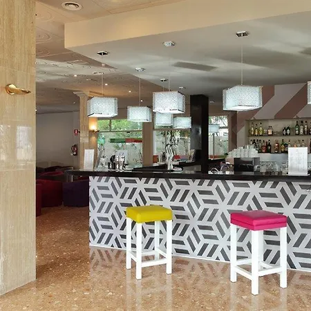 O7 Tenerife 4* Puerto de la Cruz (Tenerife)