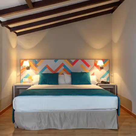 Hotel O7 Tenerife Puerto de la Cruz (Tenerife)